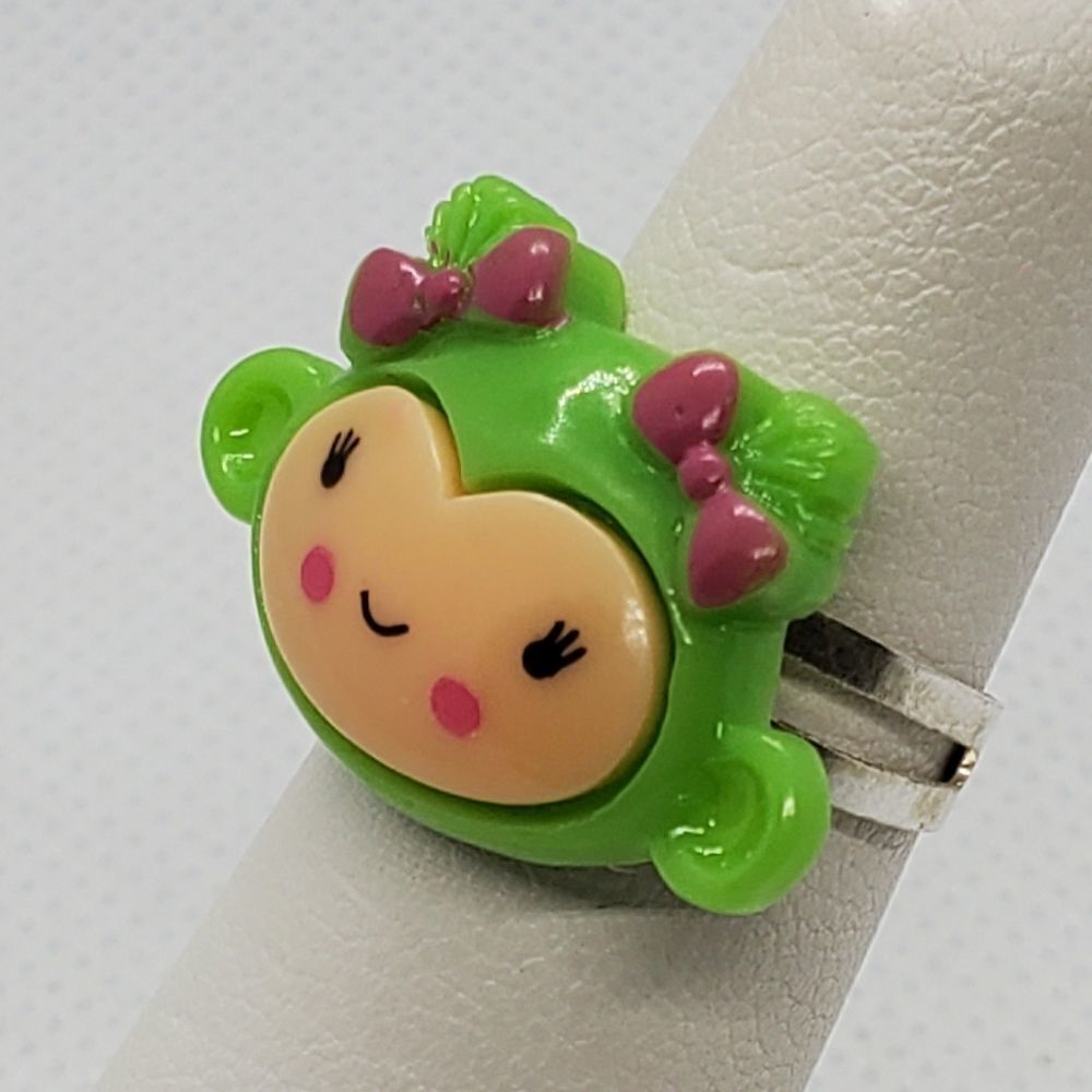 Adjustable Green Monkey Ring - Picture 4 of 6
